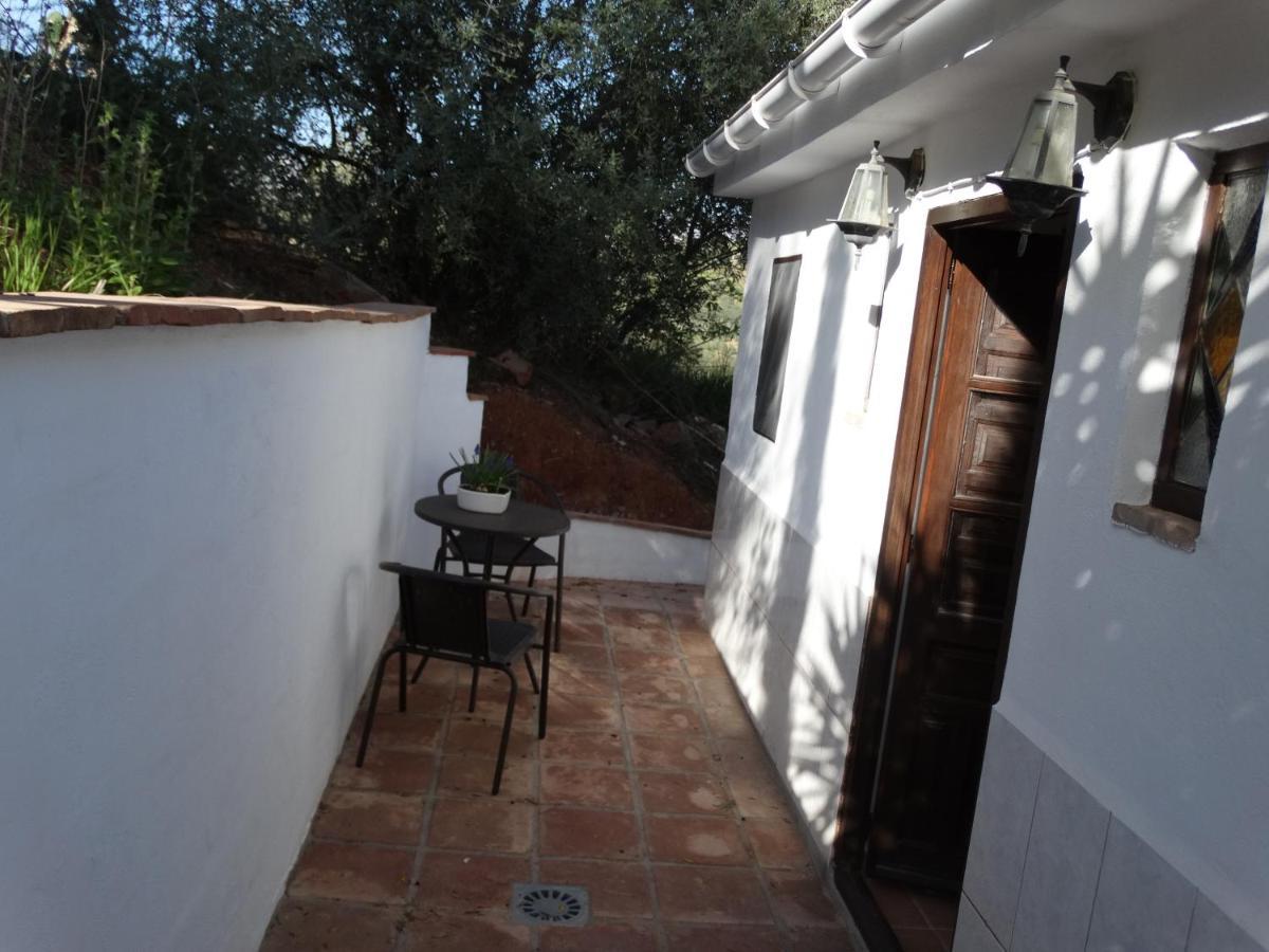 B&B Cortijo Loma Leon Cutar ภายนอก รูปภาพ
